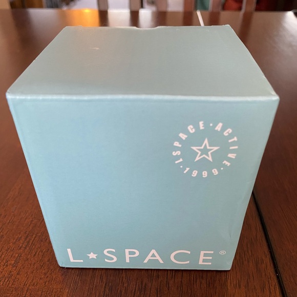 L*Space Vibrating Muscle Massage Ball - Picture 4 of 7